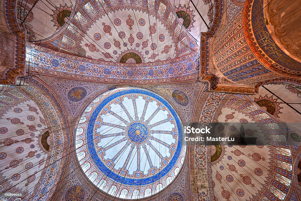 interior de la Mezquita Azul. Estambul, Turquía. - Foto de stock de Alá libre de derechos