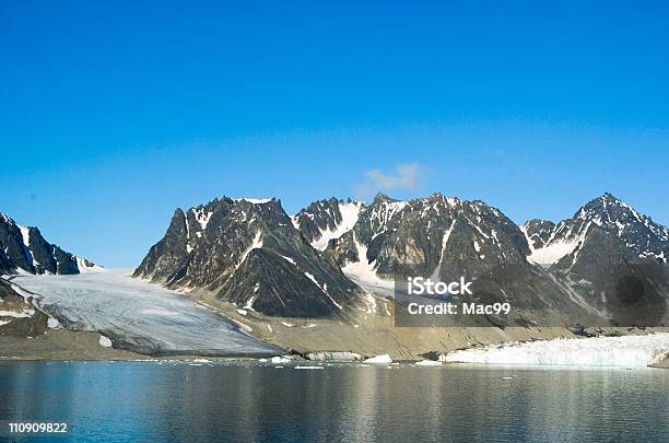 Magdalen Bay Stock Photo - Download Image Now - Arctic, Blue, Cold Temperature