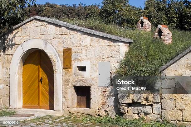 Cantina Di Vini In Austria - Fotografie stock e altre immagini di Cantina per vini - Cantina per vini, Burgenland, Vino