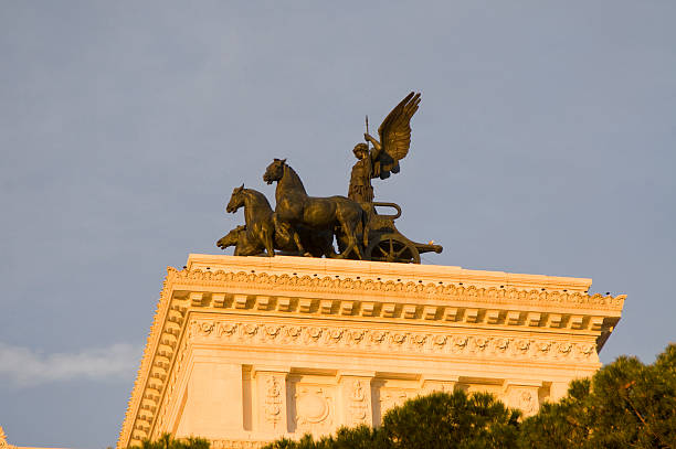 istock Vittorio Emanuele Monument with bronze quadriga 110915585