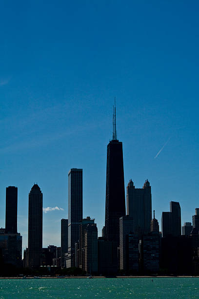 istock Silhouette of Chicago skyscrapers 110923960