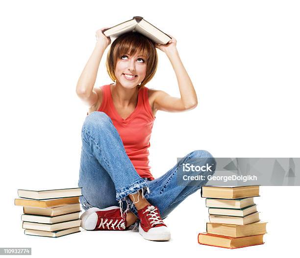 재미있는 있는 학생 여자아이 많은 도서는 읽기에 대한 스톡 사진 및 기타 이미지 - 읽기, T 셔츠, 공부