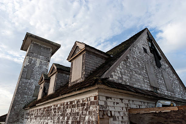 istock Abandoned buildings, Oregon Inlet, North Carolina 110934472