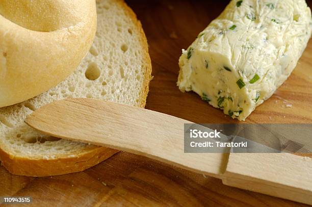 Chleb I Masło - zdjęcia stockowe i więcej obrazów Bez ludzi - Bez ludzi, Czosnek, Do posmarowania