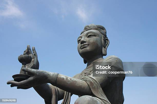 Estátua De Buddhistic Devas - Fotografias de stock e mais imagens de Azul - Azul, Bronze - Liga, Buda