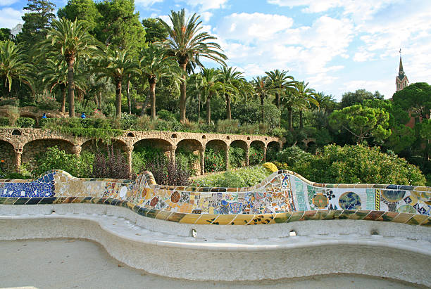 park güell, barcelona. - parc guell stock-fotos und bilder