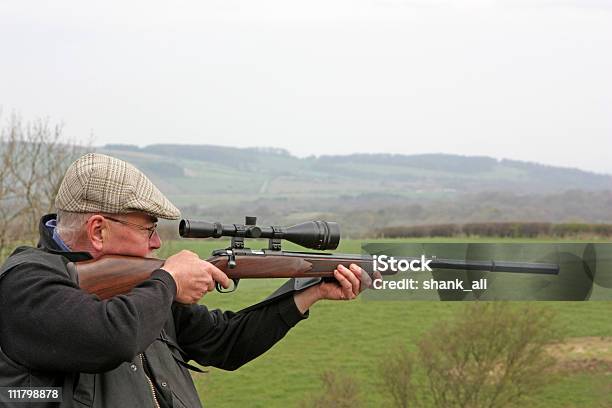 Britische Farmer Mit Gewehr Stockfoto und mehr Bilder von 50-54 Jahre - 50-54 Jahre, Abfeuern, Aktivität