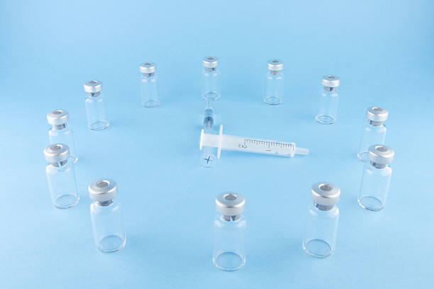 istock ampoule clock - time of illness 111808884