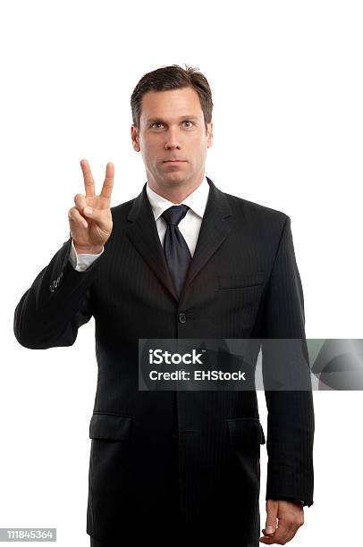 Homem De Negócios Fazendo Sinal De Paz - Fotografias de stock e mais imagens de Sinal de Paz - Sinal de Paz, Homem de Negócios, Fato