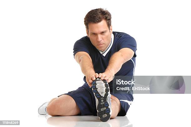 Masculino Atleta Esticar Isolado Em Fundo Branco - Fotografias de stock e mais imagens de Adulto - Adulto, De aparência caucasiana, Desporto