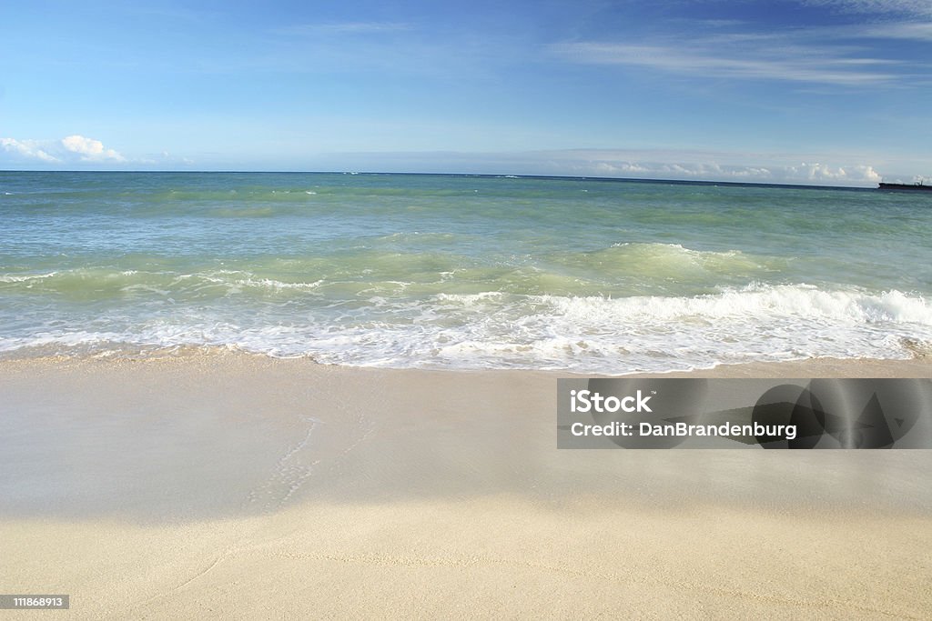 Hermosa playa - Foto de stock de Mar libre de derechos