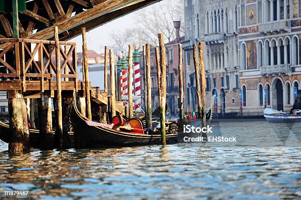 Грандканал Венеции Италия With Gondolas — стоковые фотографии и другие картинки Без людей - Без людей, Венеция - Италия, Гондола