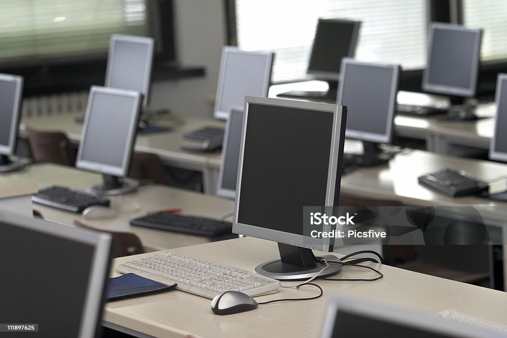 Ordinateur formation en salle de classe de l'éducation - Photo de Affaires libre de droits