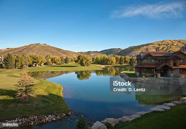 Cabina Di Lusso - Fotografie stock e altre immagini di Ambientazione esterna - Ambientazione esterna, Campo da golf, Casa