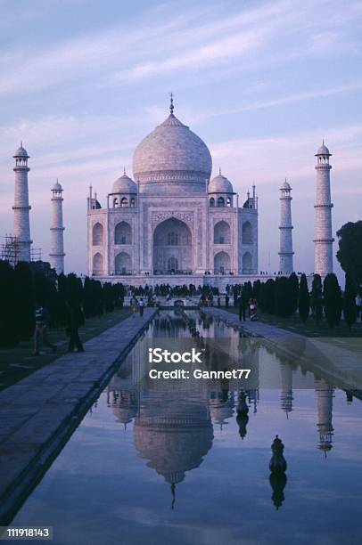 Foto de Taj Mahal No Início Da Manhã Leve e mais fotos de stock de Agra - Agra, Arquitetura, Destino turístico