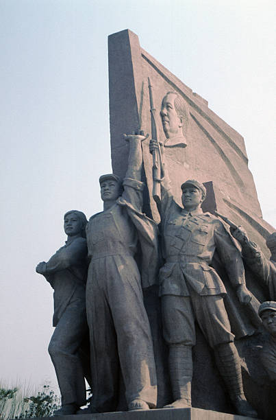 istock War monument in Tiananmen Square, Beijing 111918527