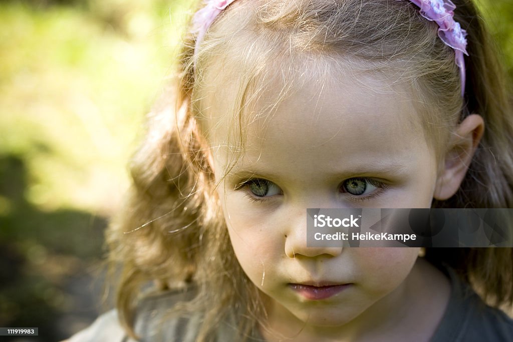 Retrato de menina pequena - Foto de stock de 4-5 Anos royalty-free