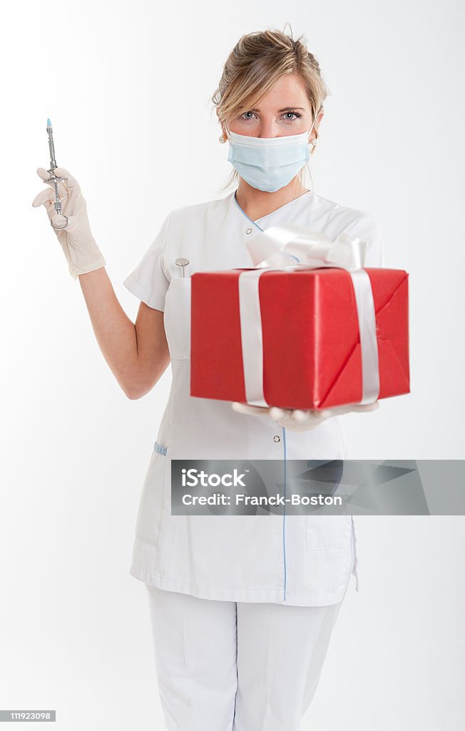 Dentiste avec cadeau - Photo de Adulte libre de droits