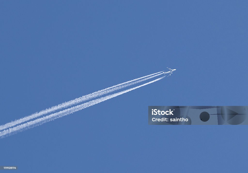 un avion dans le ciel - Royalty-free Descolar - Atividade Foto de stock