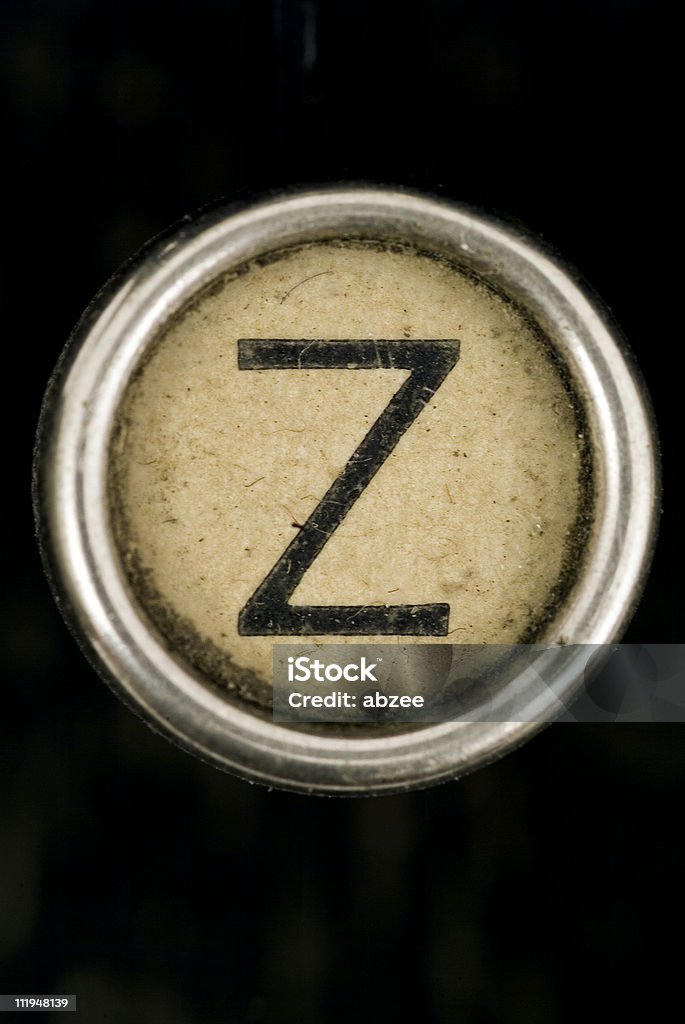 Z chave de um alfabeto de grungey de máquina de escrever - Foto de stock de Antigo royalty-free