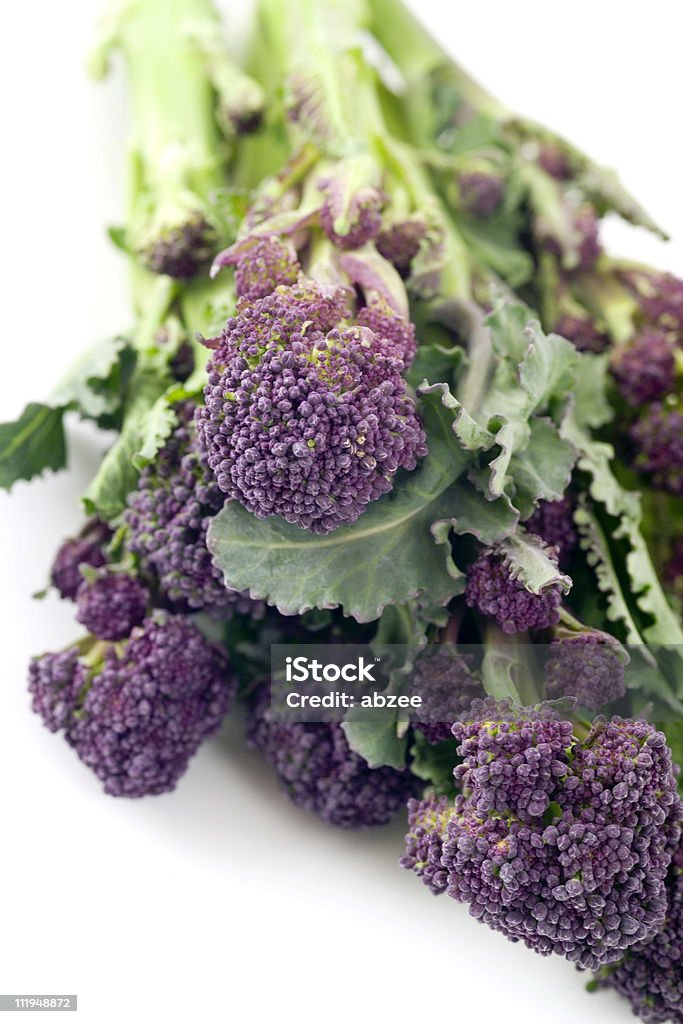 broccoli viola, primo piano, vista - Foto stock royalty-free di Alimentazione sana