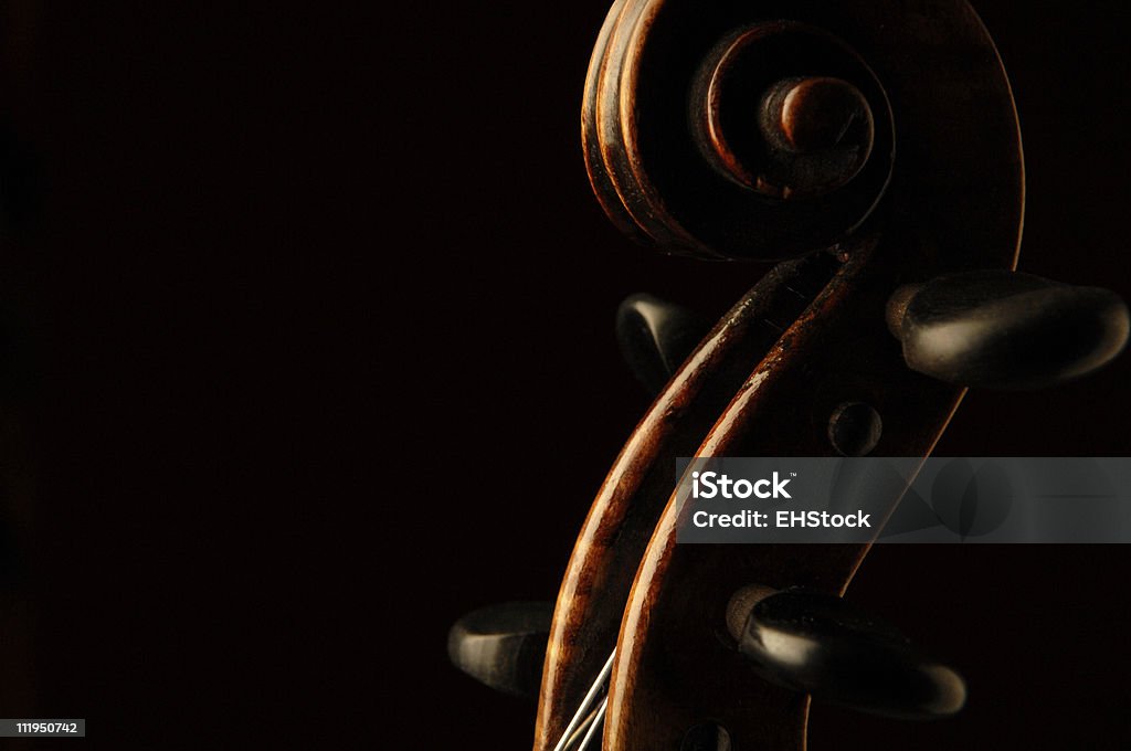 Antiguidades francesas Voluta de Violino em preto - Foto de stock de Arte, Cultura e Espetáculo royalty-free