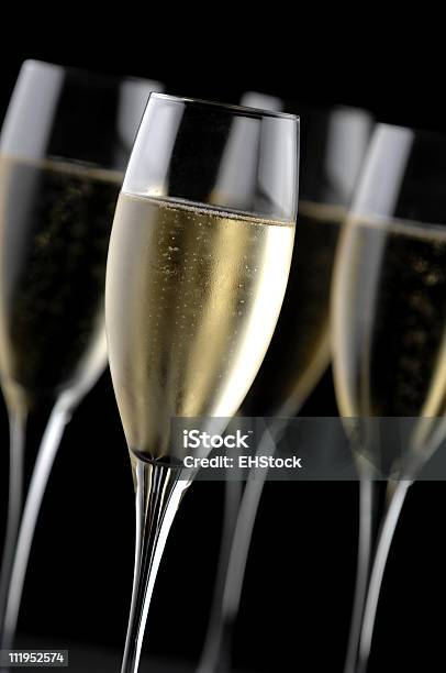 Photo libre de droit de Flûtes De Champagne banque d'images et plus d'images libres de droit de Alcool - Alcool, Boisson, Bulle