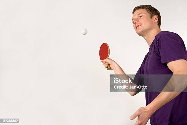 Vorhand Stroke Stockfoto und mehr Bilder von Aktivitäten und Sport - Aktivitäten und Sport, Badmintonschläger, Eine Person