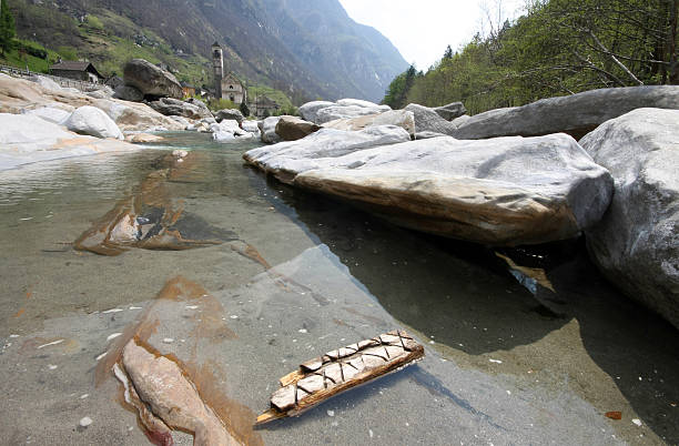 lavertezzo - granite ticino canton switzerland locarno ストックフォトと画像