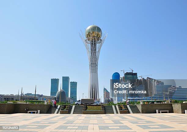 Foto de Cazaquistão Astana Baiterek Tower e mais fotos de stock de Arquitetura - Arquitetura, Arranha-céu, Capitais internacionais