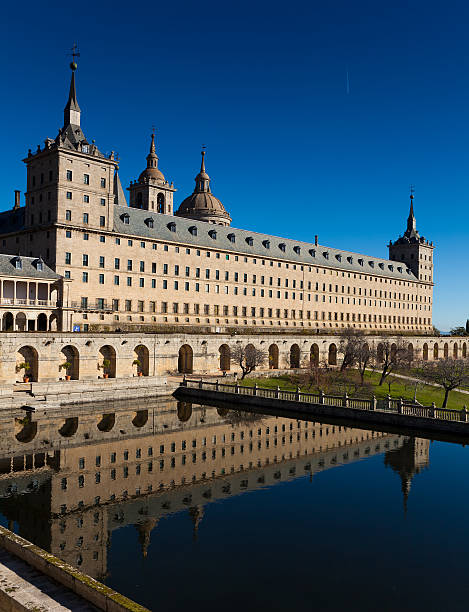 istock El Escorial in Madrid 112139753