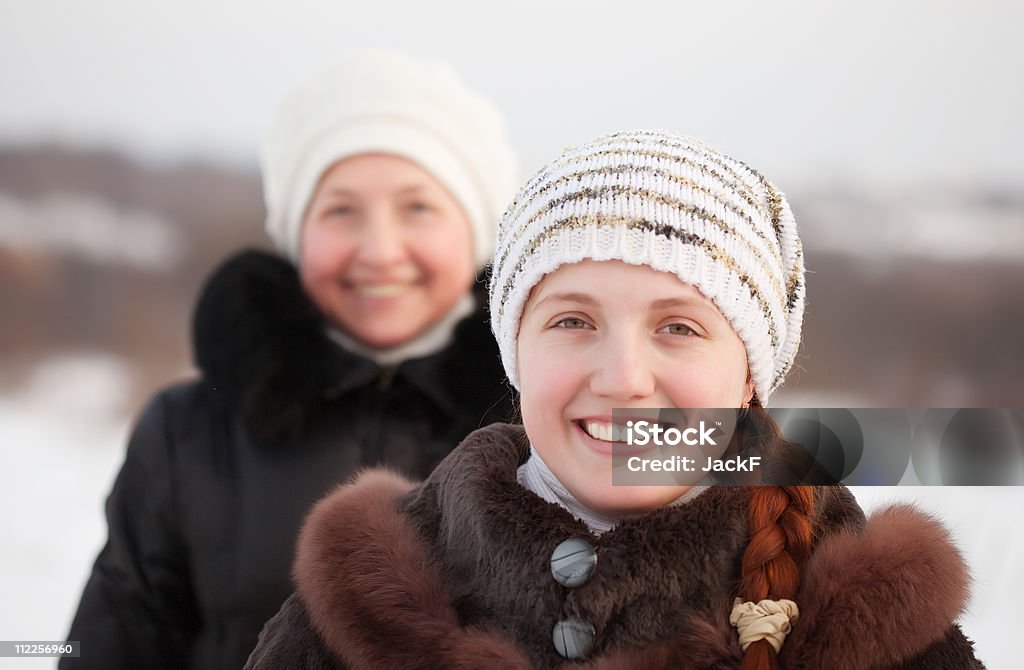 Heureux femmes Winter - Photo de Adulte libre de droits