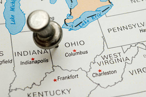 pasador de inserción en ohio - map ohio cartography usa fotografías e imágenes de stock