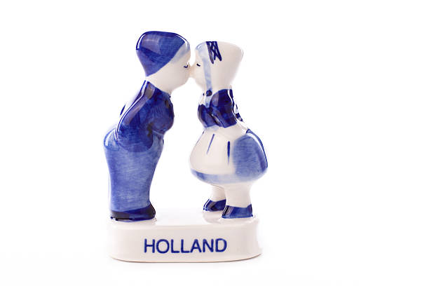 típica holandês souvenir - delftware - fotografias e filmes do acervo