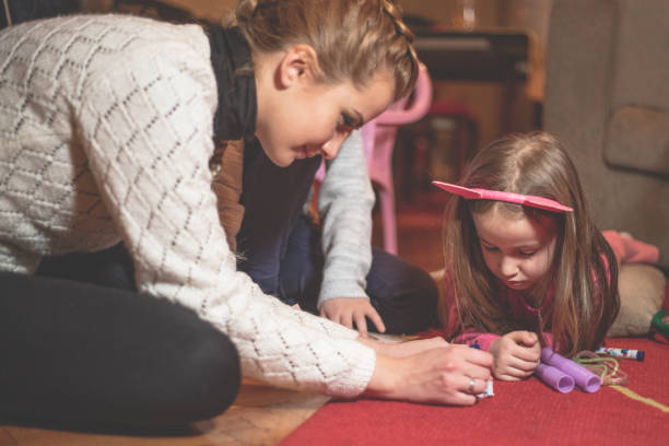 istock Family paintings 1124247107