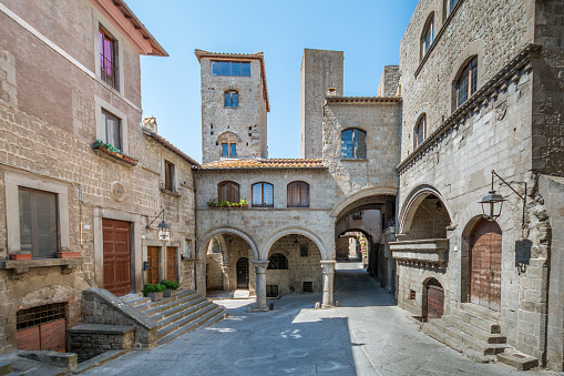 El pintoresco barrio medieval San Pellegrino en Viterbo, Lazio, central Italia. photo