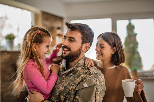 istock Arriving home after serving with special forces 1124295589