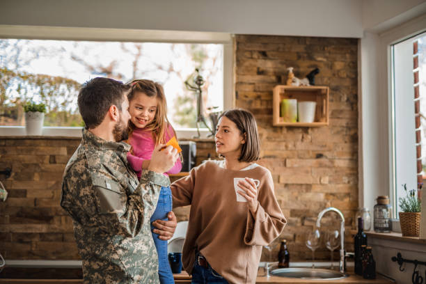 istock Arriving home after serving with special forces 1124296401