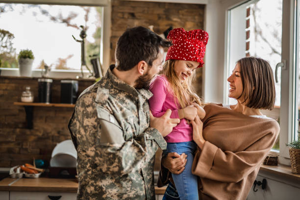 istock Arriving home after serving with special forces 1124300023