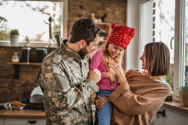 istock Arriving home after serving with special forces 1124300024