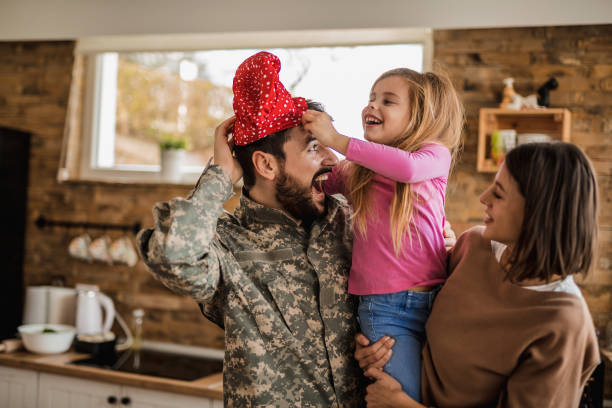 istock Arriving home after serving with special forces 1124300359