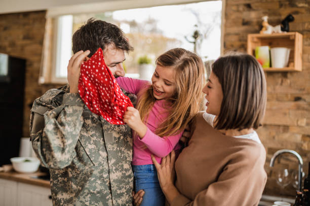 istock Arriving home after serving with special forces 1124300423