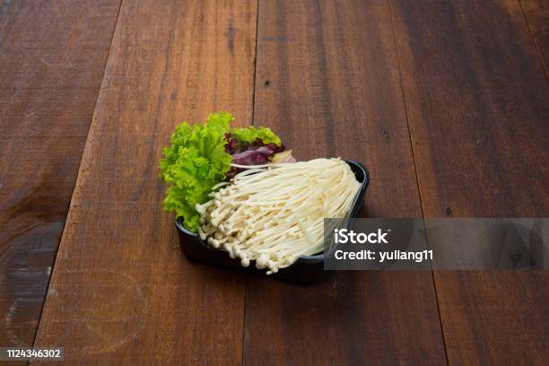 Enoki Mushroom On Plate Stock Photo - Download Image Now - Bunch, Close-up, Cooking