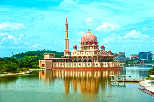 istock Son of The Mosque 1124388018