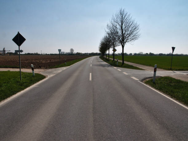 empty country road near Xanten