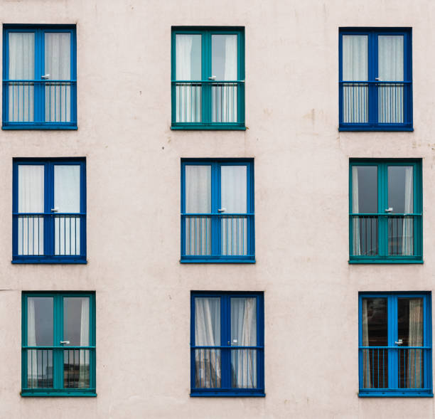 istock Asymmetry of windows 1124510674