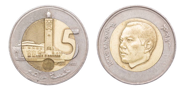 coin 5 dirham. profile of king hassan ii. morocco. year 2002 - year 2002 imagens e fotografias de stock