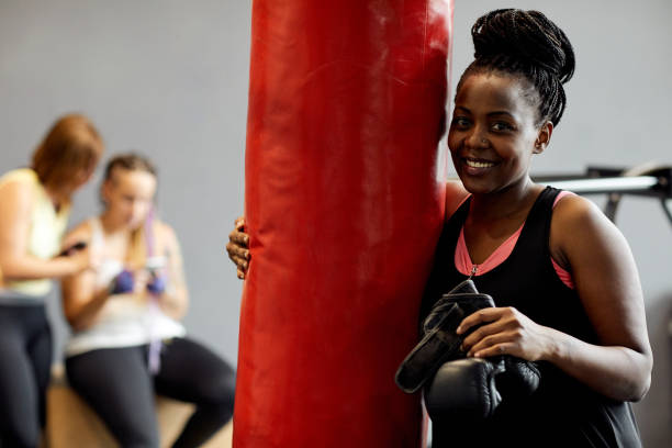 istock Curvy Women In The Gym 1124538635