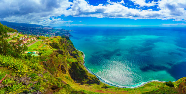 punto di vista di cabo girao, madeira - horizon summer beach cliff foto e immagini stock