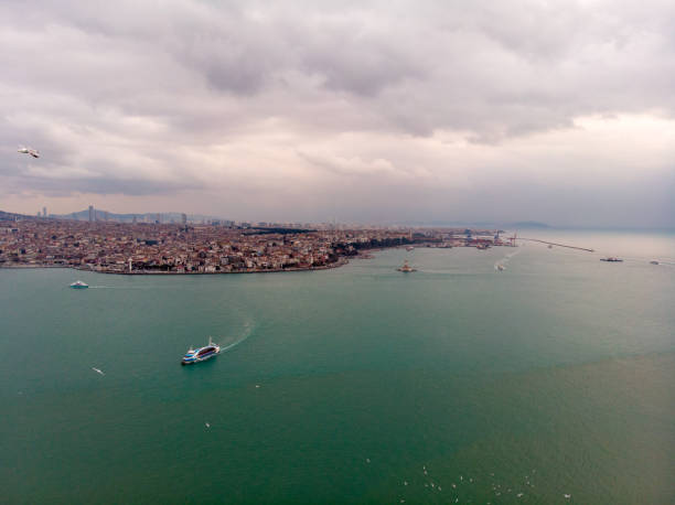 istock Aerial view of Istanbul Bosphorus 1124549911